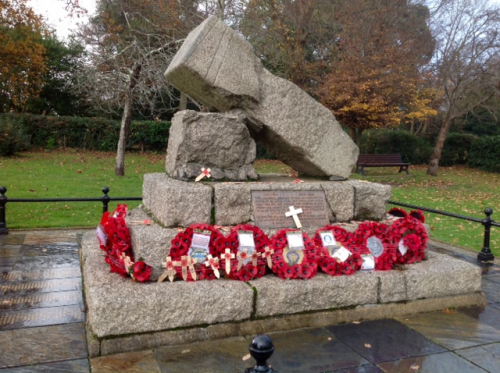 Cowes War Memorial, Remembrance Day 2018